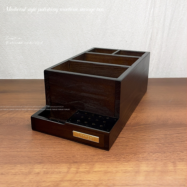 Antikvarinių šlifuoklių laikymo dėžutė, šlifavimo galvutė, teptukas, nagų lakas, guminė medvilnė, nagų dailės įrankiai, didelės talpos reikmenys