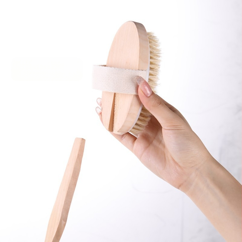 Sandėlyje yra tarpvalstybinis karšto pardavimo ilga rankena medinis vonios šepetys su šereliais vonios šepetys nugarai trinamas vonios šepetys nuimamas vonios masažinis šepetys