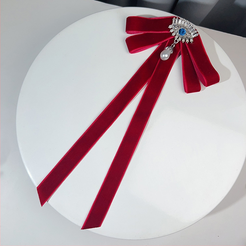 Cross Border maza smaržu Velna acs dimanta pērļu koledžas stila piespraude melna samta tauriņš sieviešu aksesuāri