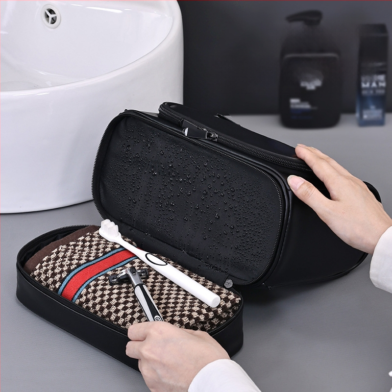 Naujas daugiafunkcis didelės talpos dvisluoksnis pakabinamas PU vyriškas prausimosi krepšys kelioniniam nešiojamam kosmetikos laikymo krepšiui