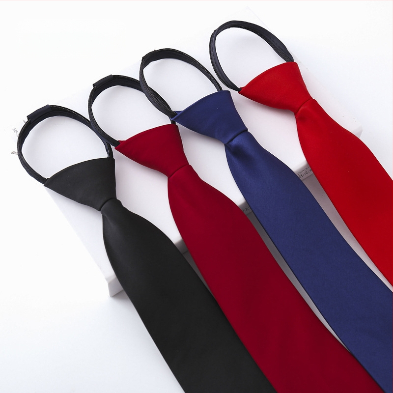 Vīriešu kleita ar lietišķu rakstu, 8 cm matēta auduma, rāvējslēdzēja un bezmezglu kaklasaite, melna, tumši zila, sarkana