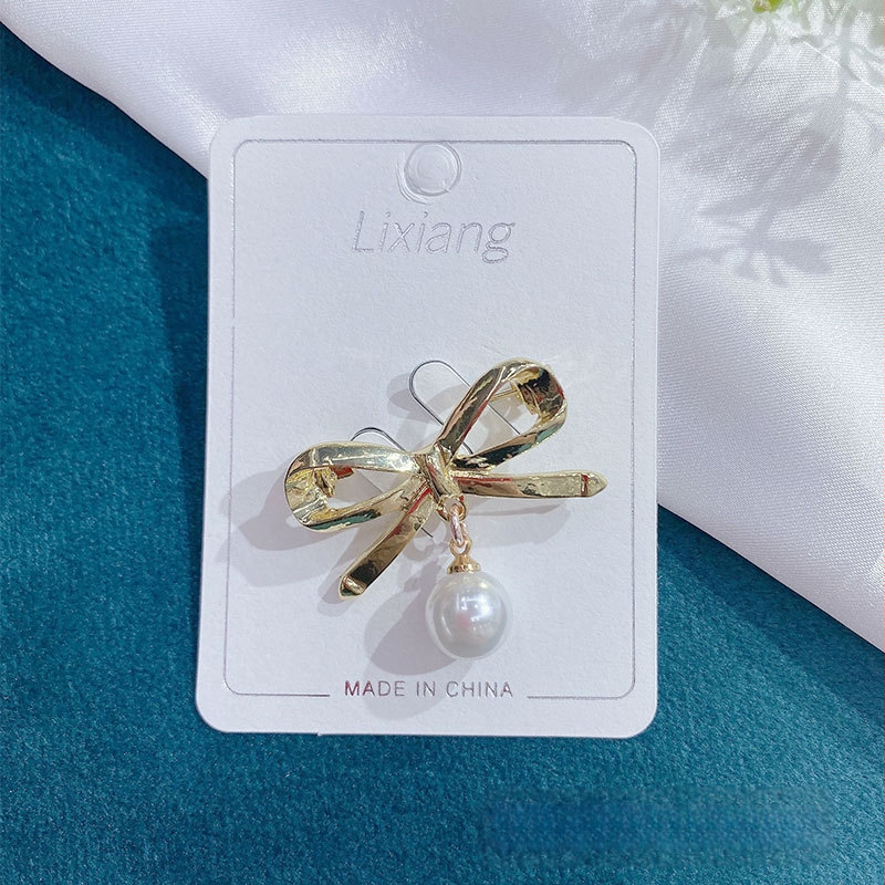 Европейски и американски луксозни игли за ревери, луксозни игли за пеперуди, копчета за жилетки, модерни стилни, елегантни корсажи, сладки производители на едро