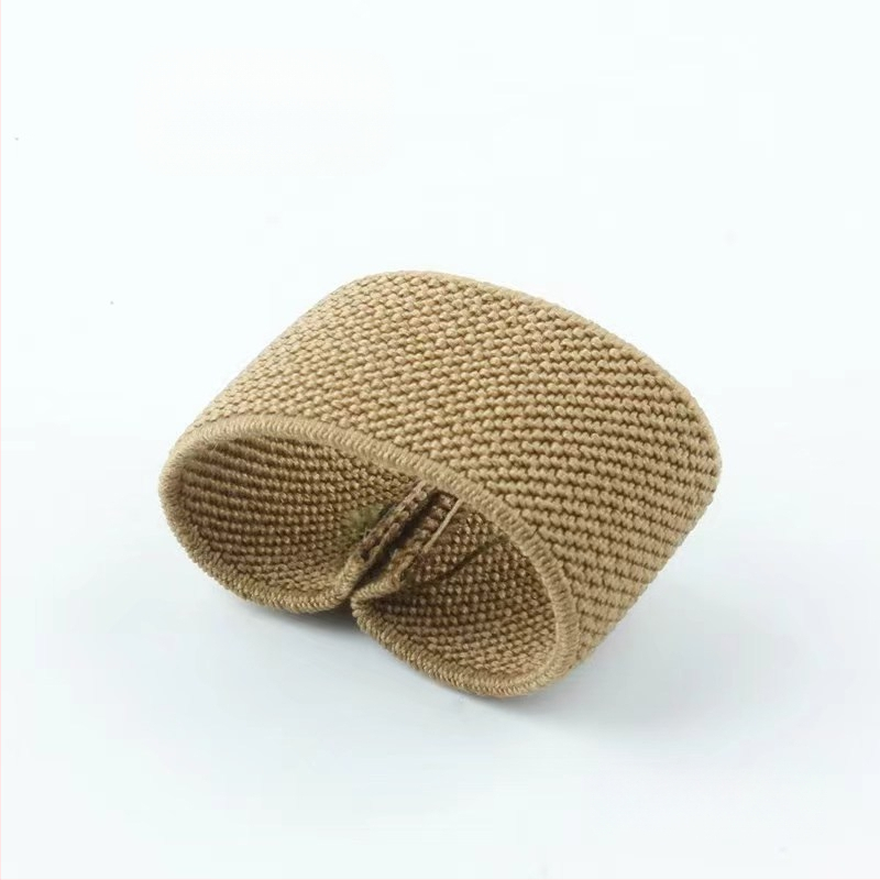 Nailoninis diržas, juodas aksesuaras, uodegos segtukas, fiksuotas žiedas, elastinga, elastinė juosta, sagtis, drobinis diržo žiedas, mažas apskritimas