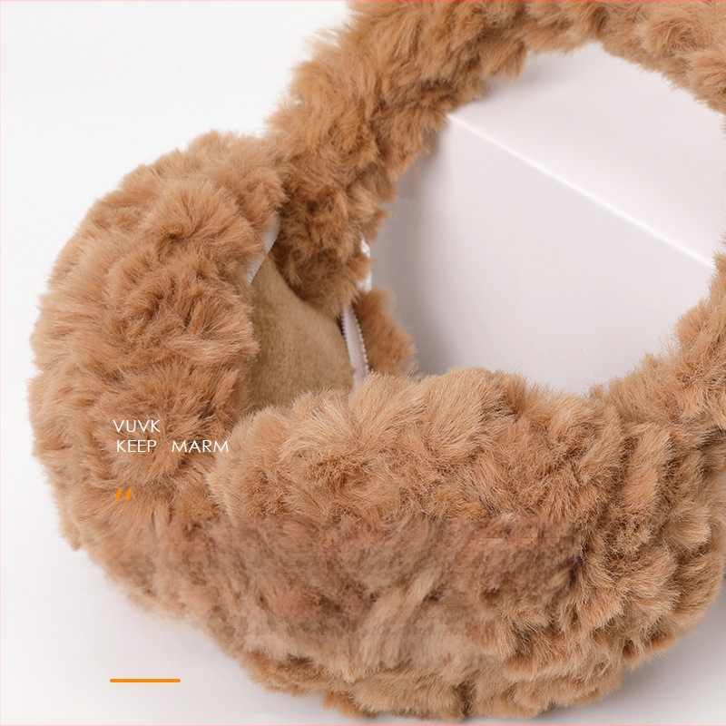 2024. gada ziemas jaunās ausu aizsargierīces sievietēm, lai novērstu aukstumu un karstumu, dodoties ārā ziemā. Ar flīsa oderi un biezākiem ausu aizsargiem. Salokāms dizains.