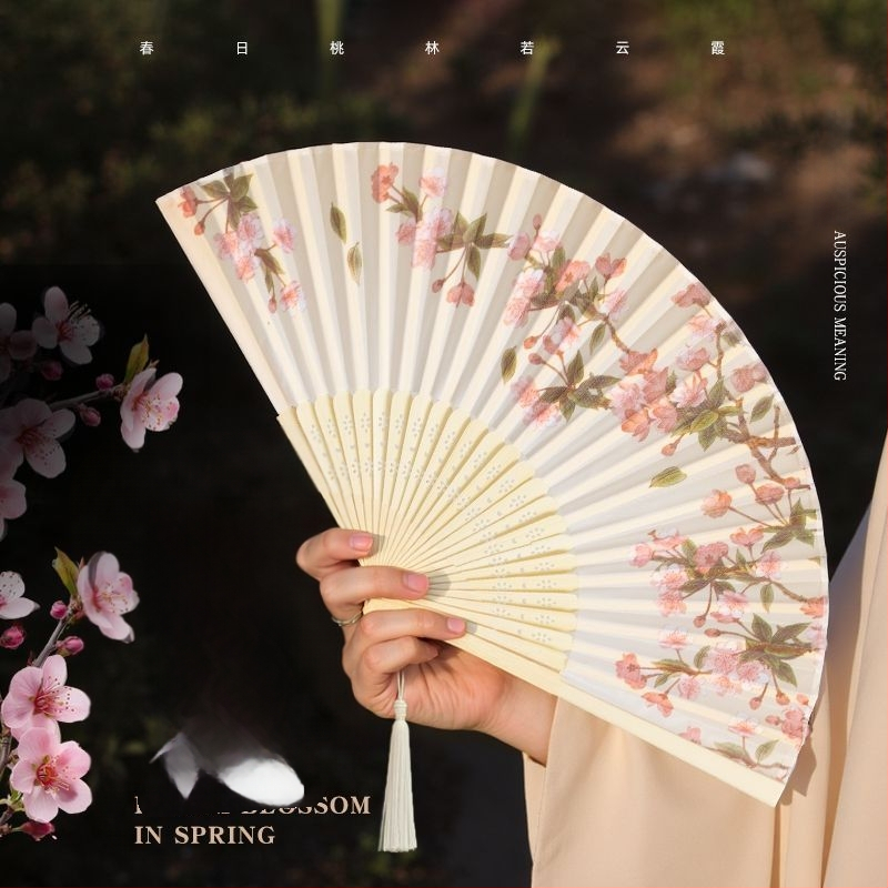 Hiina stiilis kokkupandav suveventilaator, laste kokkupandav tantsuventilaator, iidse stiili Hanfu Cheongsami fotoga kaasaskantav bambusventilaator