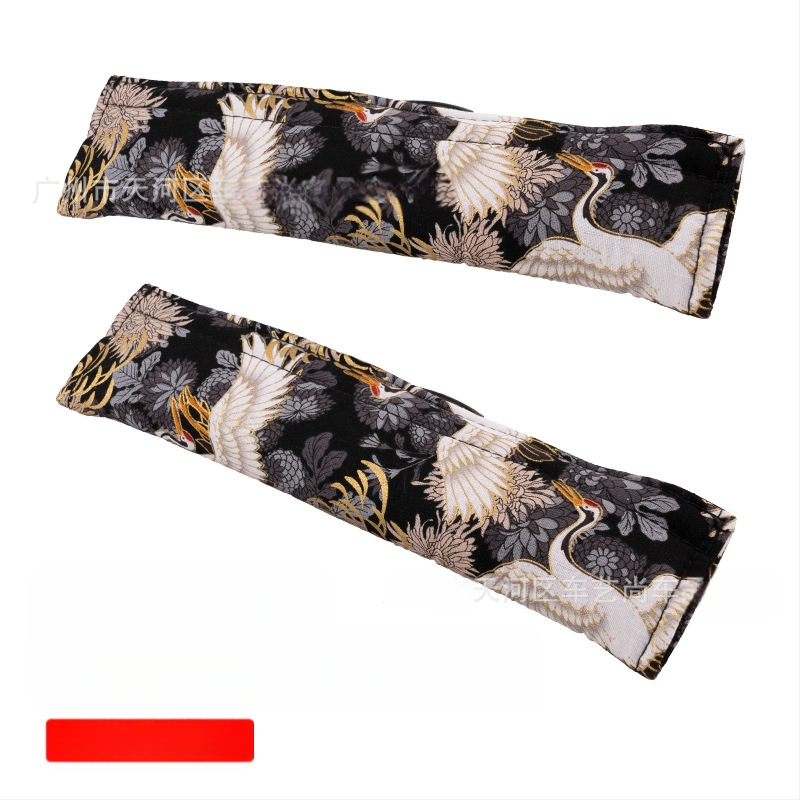 Auto õlakate Jaapani ja tuuliku turvavöö kaitsekate Auto kaitsekate Turvavöö katte kaunistus