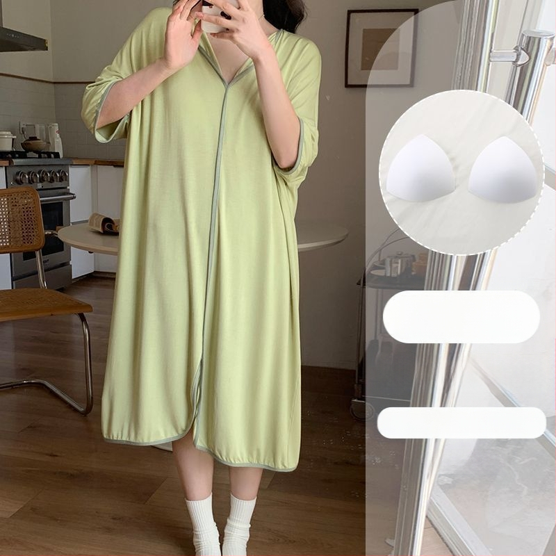 Naiste suvine modaalne jääsiidist seljata lühikeste varrukatega öösärk rinnapatjadega, seksikas ja kantav lahtine koduriietus