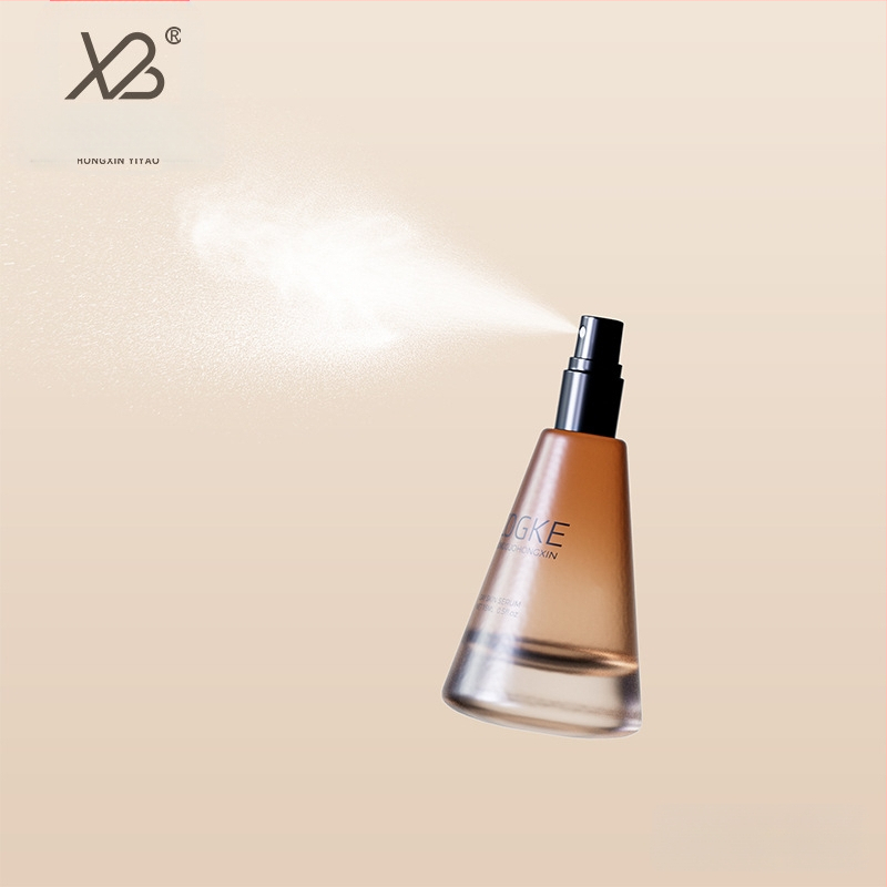 Jaunums noliktavā 20 ml matētas tējas koniskā pudele ar biezu dibenu, smidzināšanas pudele ar pilinātāju, ēteriskās eļļas smaržu pudele, esences apakšpudele