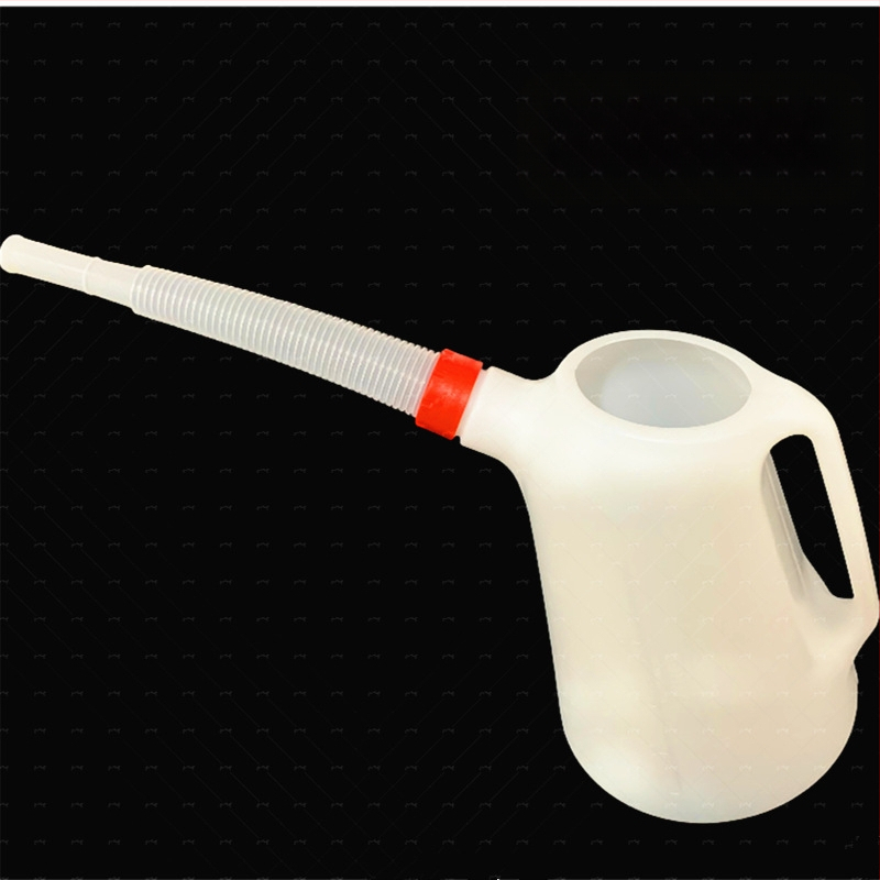 Paksendatud õlikann 4S töökoja autode ja laevade määrdeõli plastist pika otsikuga õlikann õlikann skaala ja kaanega õlihaaratsiga