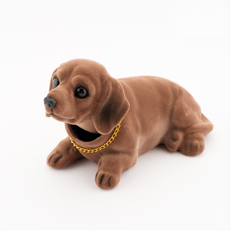 Raputava peaga koera autokaunistuse simulatsioon raputava peaga nuku tarvikud autovaigust liikuva peaga koeraauto kevadkoerte hulgimüük