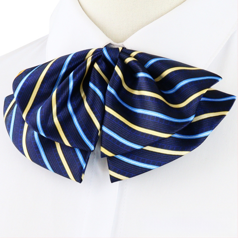 Femeii cu guler profesional, cu flori, stewardesă, studentă, haine de lucru, uniformă, cămașă, cu dantelă, papion gratuit