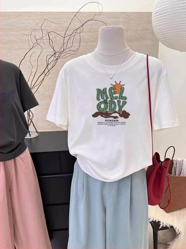 Suvine uus moodne T-särk vabaaja nišš, lühikeste varrukatega, naiste Korea stiilis keskmise pikkusega lahtine tudengitüdrukute alussärk