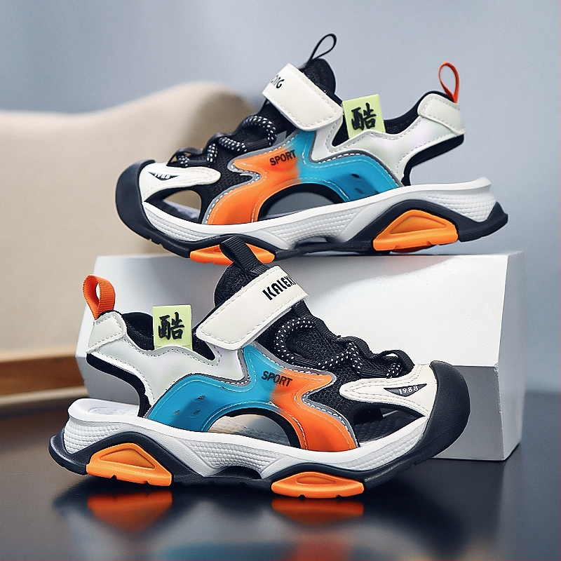 Zēnu aptinamās sandales ar jaunām, grozāmām pogām, vidēji lielām, bērnu pludmales kurpēm ar mīkstu zoli