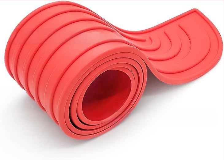 Amazoni populaarse auto tagumise pakiruumi kokkupõrkevastase kaitseriba ja tagumise kaitseraua kaitseriba saab lõigata.