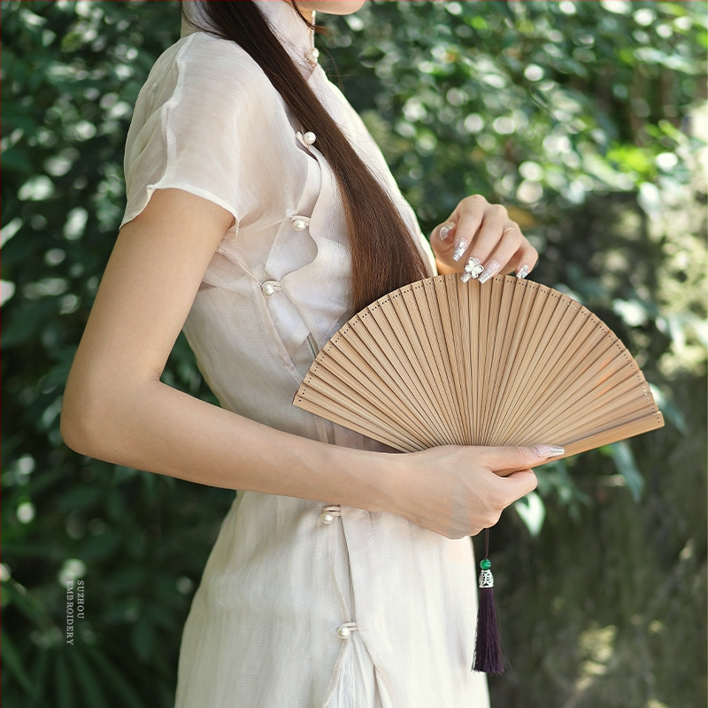 Täisbambusest kokkupandav ventilaator, uus hiina stiilis, rahvuslikus stiilis miniventilaator, iidse stiiliga cheongsam, väike kokkupandav ventilaator, retro kaasaskantav kokkupandav hulgimüük