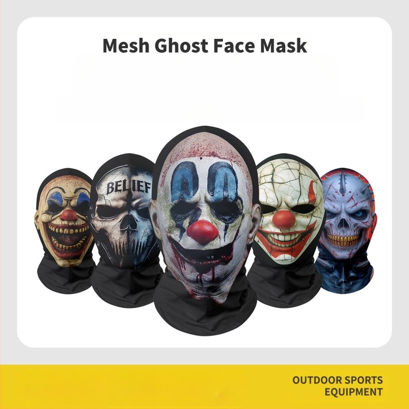 Piiriülene halloweeni jõulude ajal naljakas karnevali peakate, kuri verd sülitav klounimask, punase ninaga peakate