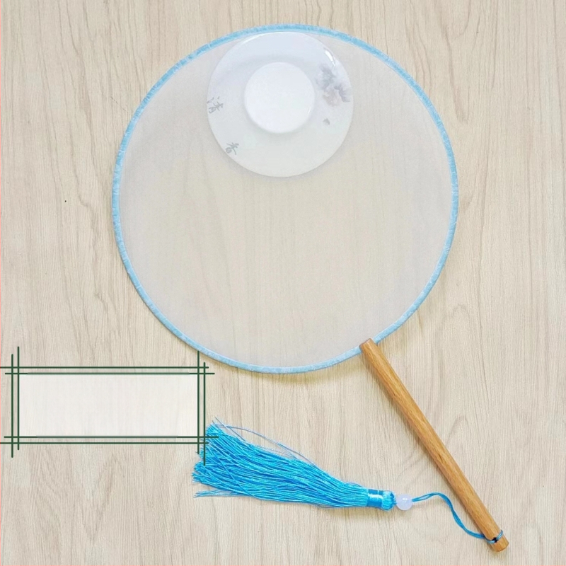 Traditsiooniline ümmargune lehvik tikandiaplikatsiooniga, käeshoitav lillelehvik, lehvikuribid, poolläbipaistev siiditaoline lehvikupind, ärikingitus