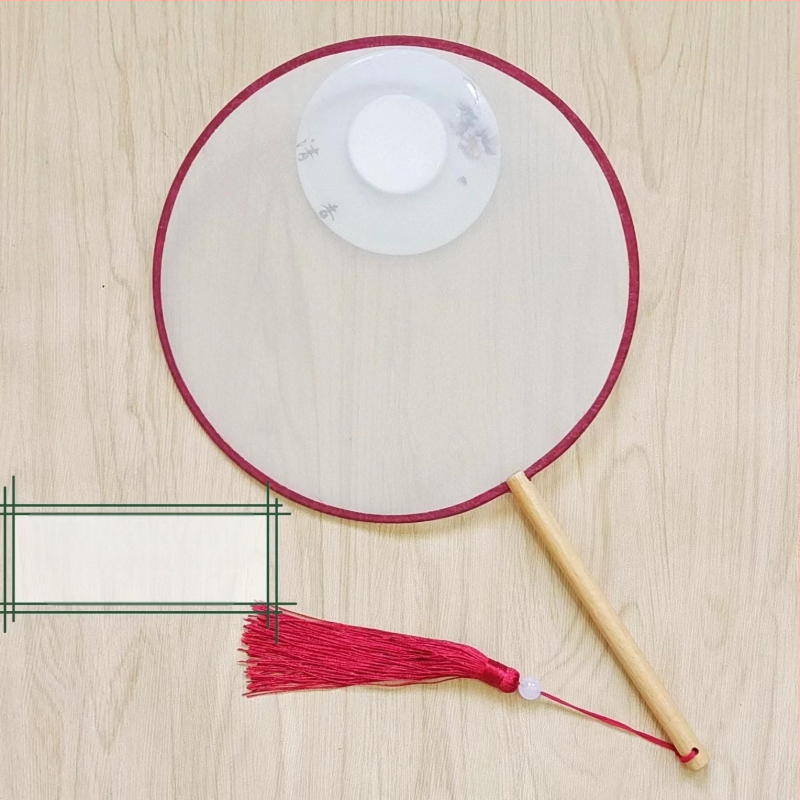 Traditsiooniline ümmargune lehvik tikandiaplikatsiooniga, käeshoitav lillelehvik, lehvikuribid, poolläbipaistev siiditaoline lehvikupind, ärikingitus