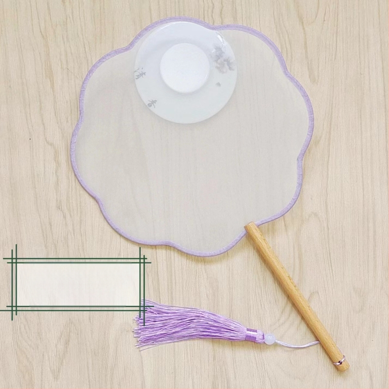 Traditsiooniline ümmargune lehvik tikandiaplikatsiooniga, käeshoitav lillelehvik, lehvikuribid, poolläbipaistev siiditaoline lehvikupind, ärikingitus