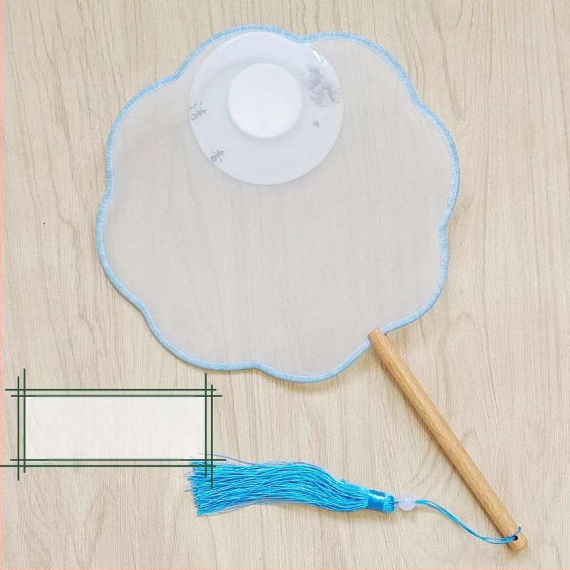 Traditsiooniline ümmargune lehvik tikandiaplikatsiooniga, käeshoitav lillelehvik, lehvikuribid, poolläbipaistev siiditaoline lehvikupind, ärikingitus