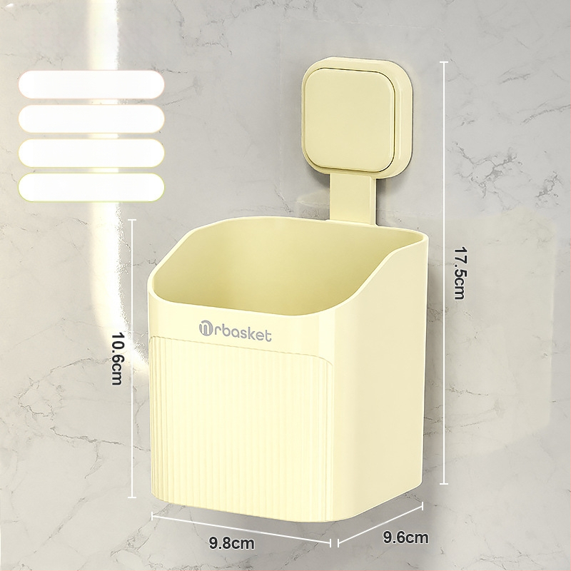 Tualetinis dantų šepetėlis, dantų pasta, šukų stovas, vonios kambarys be skylių, prie sienos tvirtinamas tualetas, praustuvas, skustuvas, supakuotas