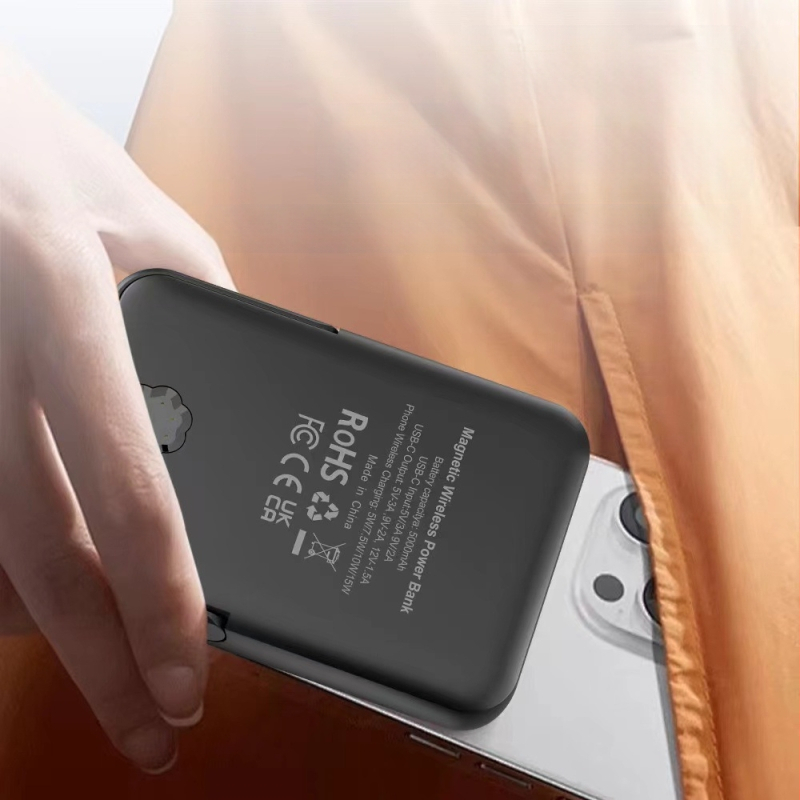 Atsiejamas 4-in-1 belaidžio įkroviklio telefonui, laikrodžiui ir ausinėms — 15W, QC3.0, magnetinis įkrovimas, 2A/3A/5A išvestis