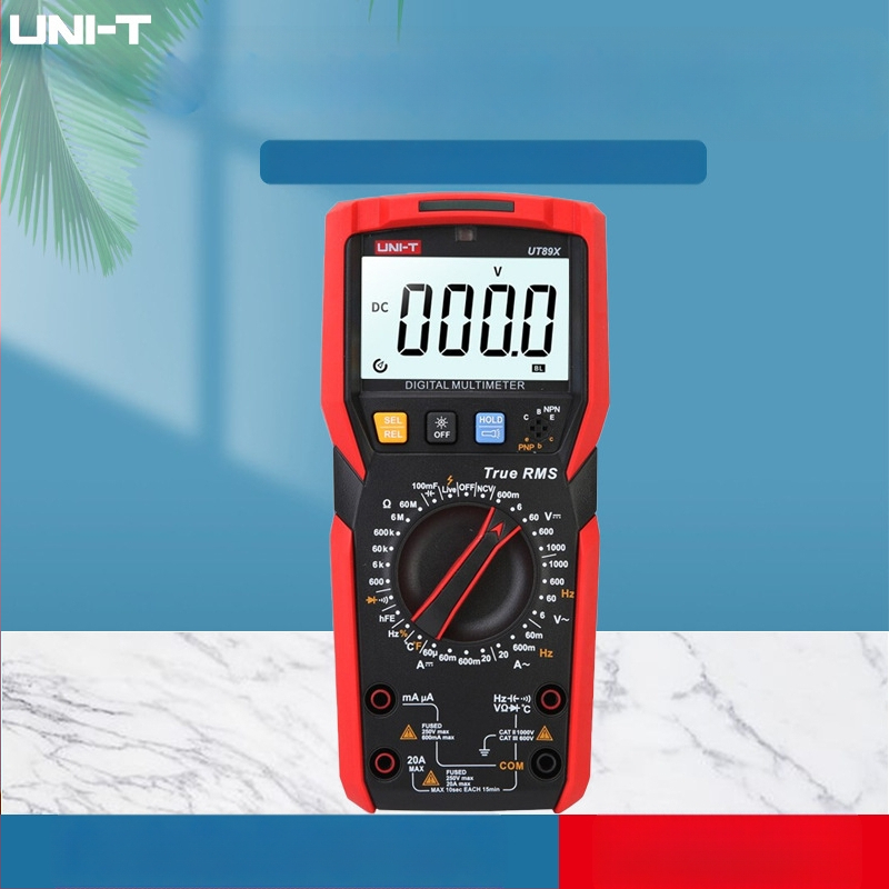 UT89X didelio tikslumo skaitmeninis multimetras; nešiojamas, profesionaliam naudojimui; DC/AC įtampa 0,1 mV–1000 V; DC/AC srovė iki 20 A; talpa 1 pF–100 mF; duomenų laikymas, automatinis diapazonas