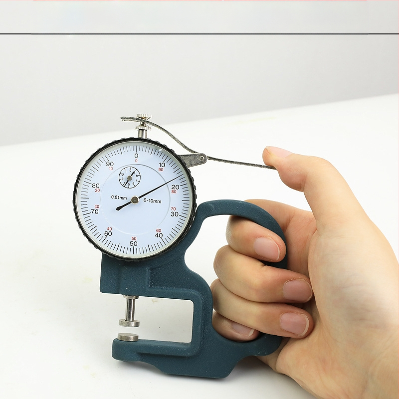 ETOPOO измервател за дебелина с резолюция 0,01 мм — аналогов индикатор, плоска глава, за хартия и кожа