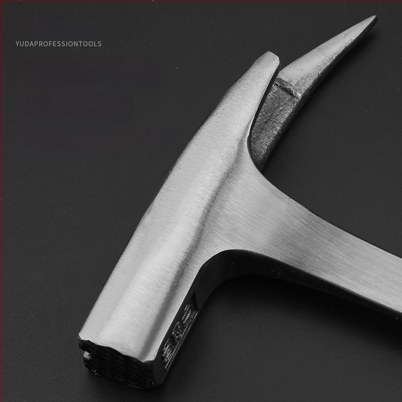 Vienrokas āmurs ar 45 tērauda galvu, plastmasas rokturis, 325 mm garums, ģeoloģiskām izpētēm.