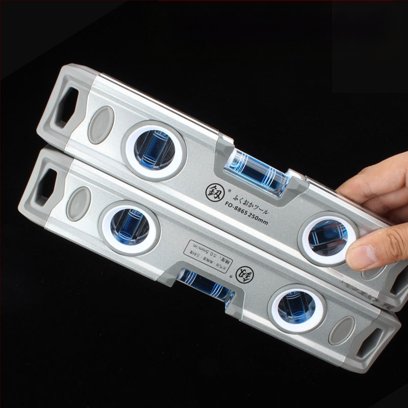 FO-8865 нивелирно правило с магнитна основа