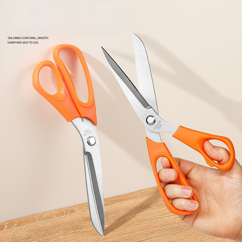 Šivaće škare od nehrđajućeg čelika s ergonomski dizajniranom ručkom za rezanje tkanine i papira