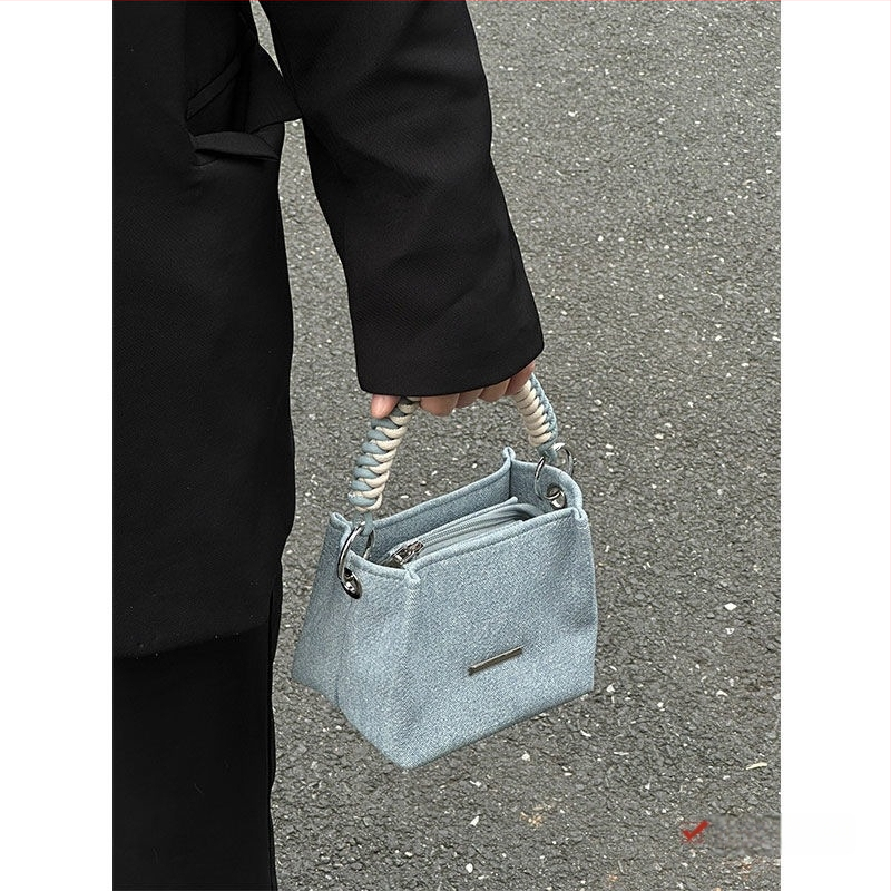 Moteriška PU odos dėžutės formos rankinė su grandine – elegantiška, kasdienė rankinė