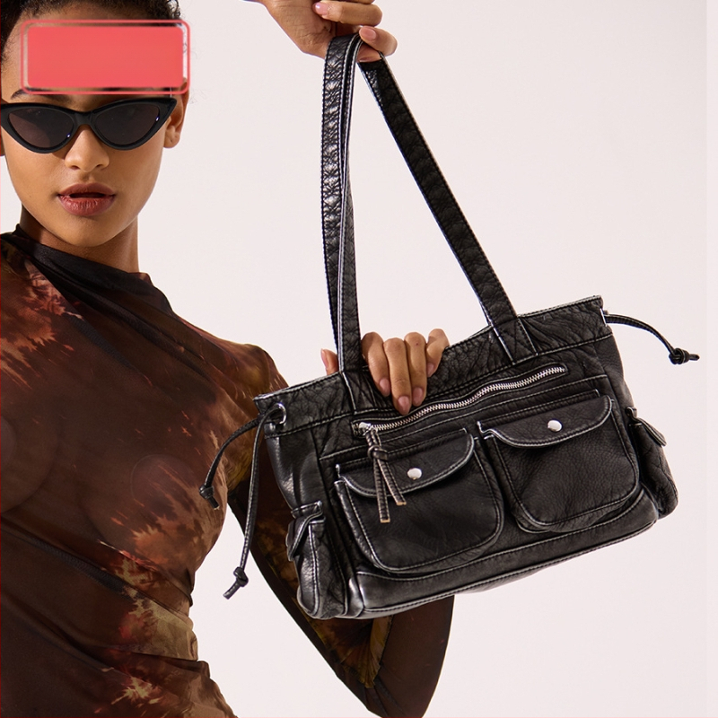 Geantă subraț PU, formă oriizontală pătrată, închidere cu bandă, buzunar pentru telefon în interior, cu strat interior