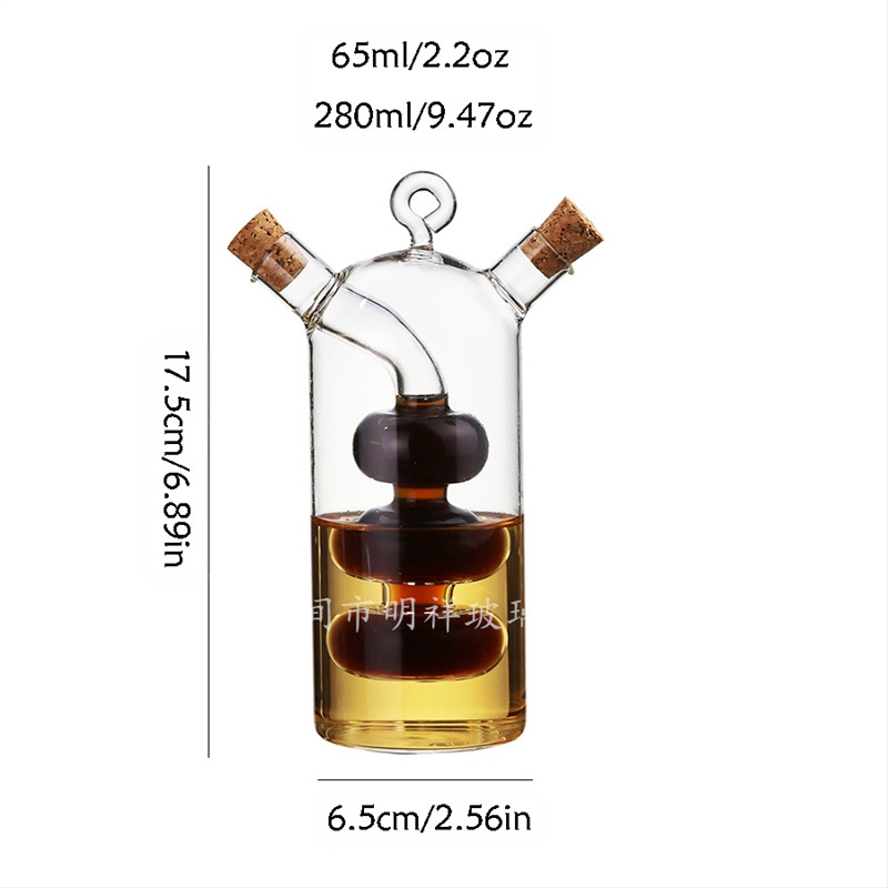 Dviejų sluoksnių karščiui atsparus stiklo aliejaus indas su kamštinio dangteliu, dvigubo naudojimo aliejui ir padažui, šiuolaikinis minimalistinis stilius, logotipo spausdinimo galimybė