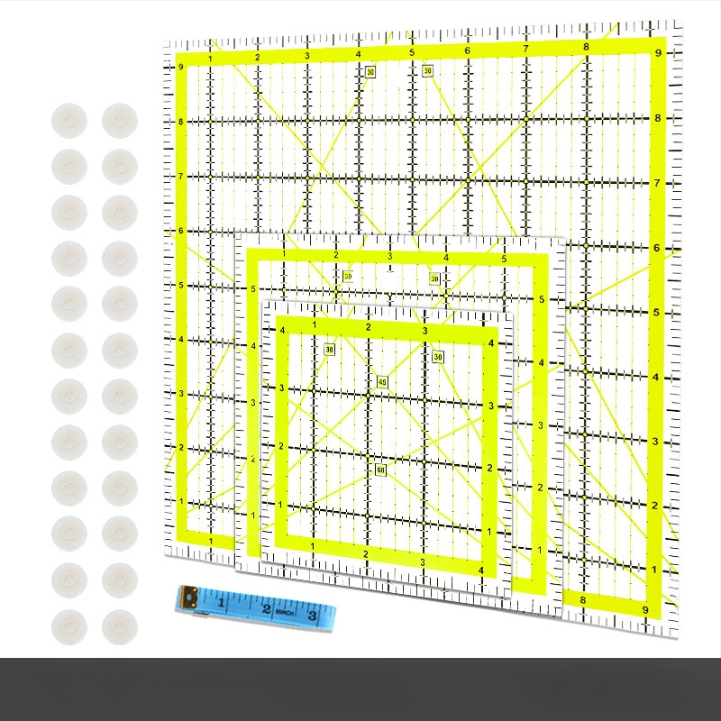 Ъглова линейка за пачпърк шиене, пластмасова, с инчова скала и двуцветни мрежести линии за квилтинг