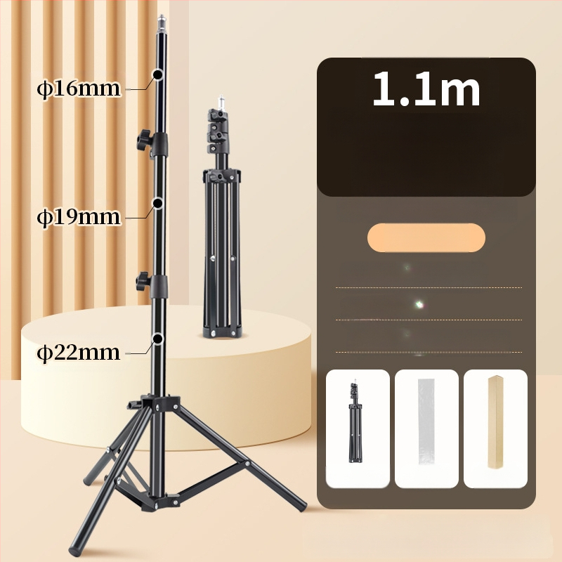 Στήριγμα Φωτογραφίας για Ζωντανή Μετάδοση – Επιδαπέδιο Τρίποδας με Ενισχυμένο Φωτιστικό Στήριγμα; Υλικό: Σιδερένιος σωλήνας + ABS; Φορτίο: 2–5 kg; Ύψος: 68–210 cm; Διαμέτρων σωλήνων: 22/19/16 mm; 3 τμήματα