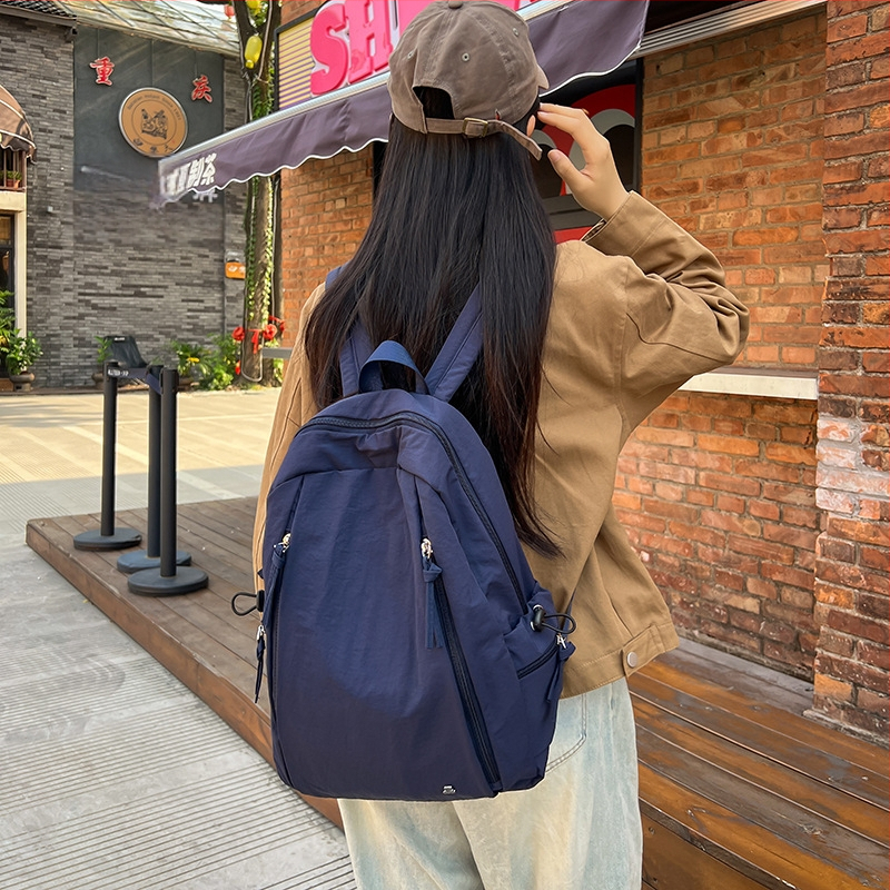 Harajuku-inšpirovaný batoh s veľkou kapacitou, nylon, vodeodolný, proti krádeži, zakrivené ramenné popruhy