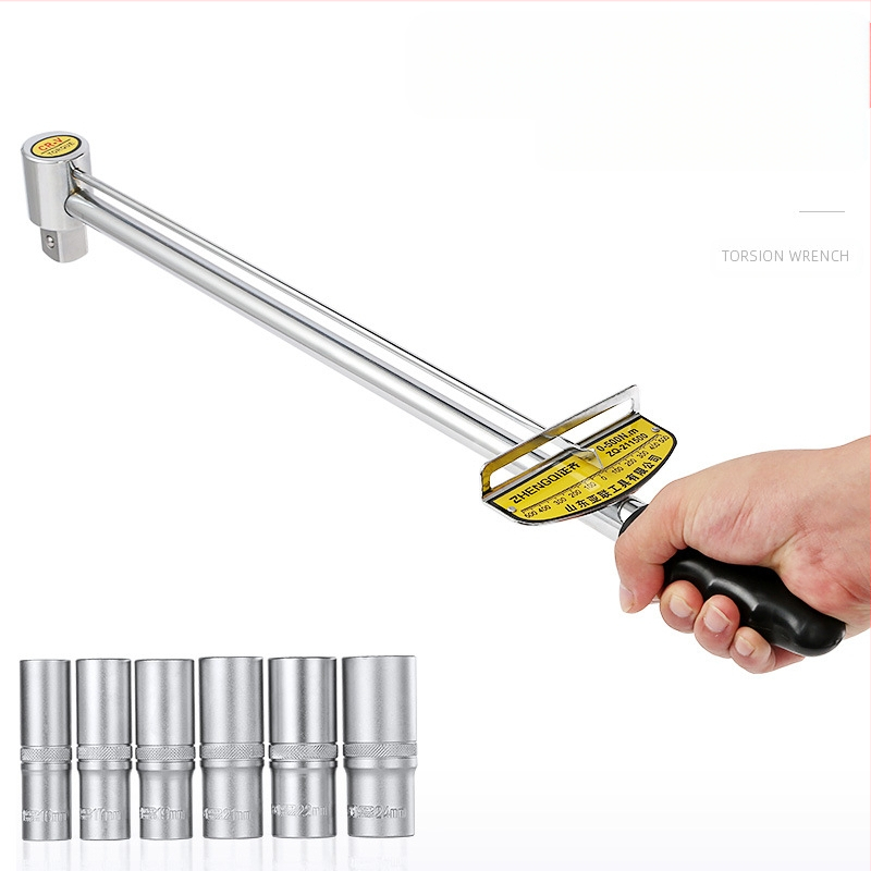 Ключ за въртящ момент с регулируем момент и индикатор, за смяна на свещи и автомобилен ремонт