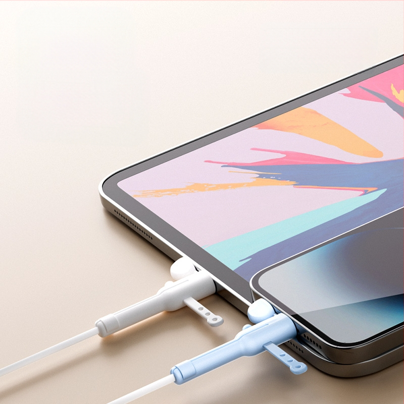 Duomenų kabelio apsauginis korpusas, modelis S-1, tri-in-one sistema: dulkių gaubtelis, apsauga ir saugojimo virvė; medžiaga: plastikas; universalus