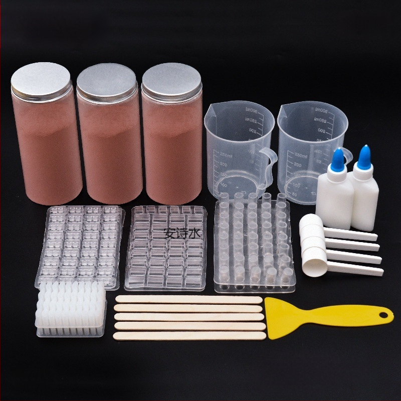 Комплект инструменти за песъчена маса с форми за модели за миниатюрни тухли; неелектричен, еднофункционален, подходящ за деца 0-3 години