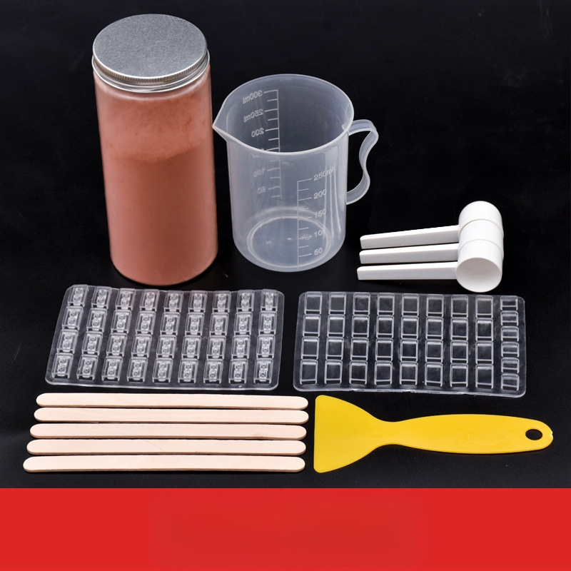 Комплект инструменти за песъчена маса с форми за модели за миниатюрни тухли; неелектричен, еднофункционален, подходящ за деца 0-3 години