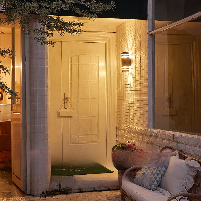 Vonkajšia LED stenová lampa – vodotesná, ABS tienidlo, hliníkové telo, nízke napätie ≤36V, štvorcové stenové svietidlo pre vilu a vstup