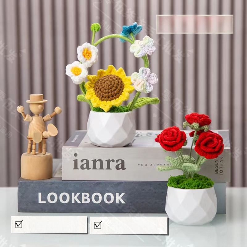 Plastikinis gėlių vazonas su injekciniu liejimu, skirtas staliniam naudojimui, paprastas stilius, tinkama biurui ir namų dekorui.