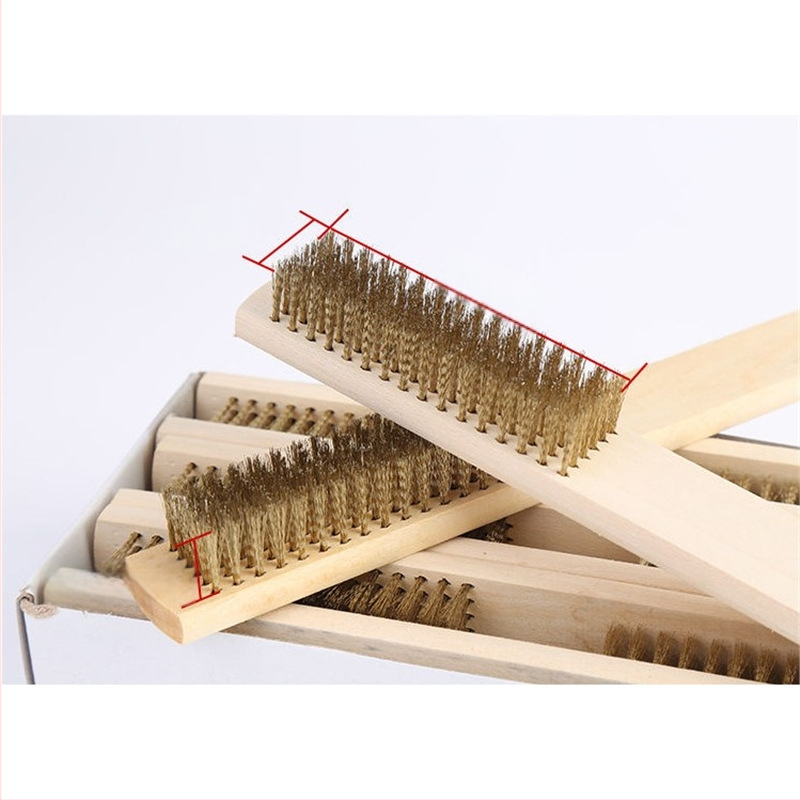 Drātu suka ar koka rokturi metāla virsmu tīrīšanai un rūsas noņemšanai (Pielāgota apstrāde)