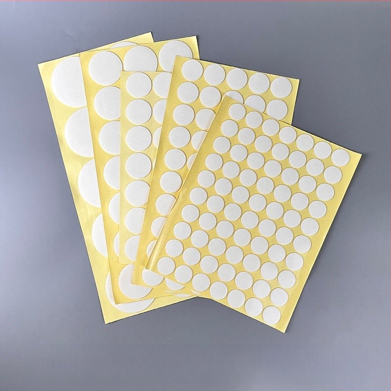 Dvipusė vandeniui atspari skaidri akrilo lipni apvalka mažiems daiktams; skaidri akriliniai pagrindas, storis 0,2–3 mm