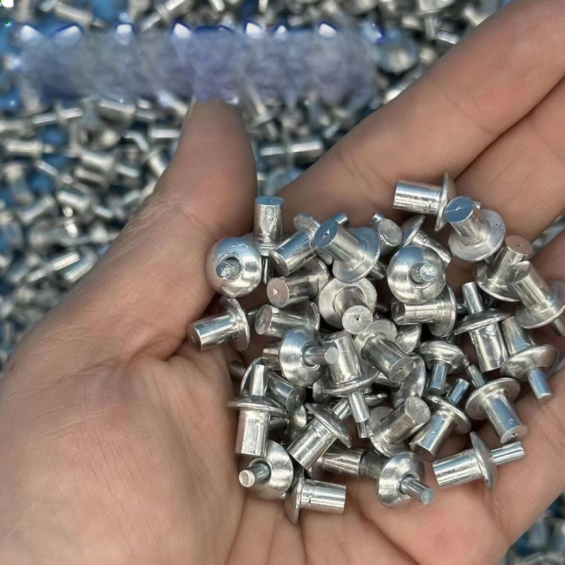 Aluminijske nitu s udubljenom glavom i polukružnom glavom, vučene nitu, promjer 6,4