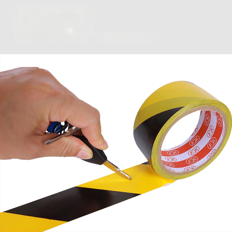 Κίτρινο-Μαύρη προειδοποιητική ταινία για επισήμανση δαπέδου, Hongjie, PPE υλικό, πάχος 0,13 mm, κατάλληλη για σκάλες, διαδρόμους, σήμανση θέσεων στάθμευσης και εργαστηρίων