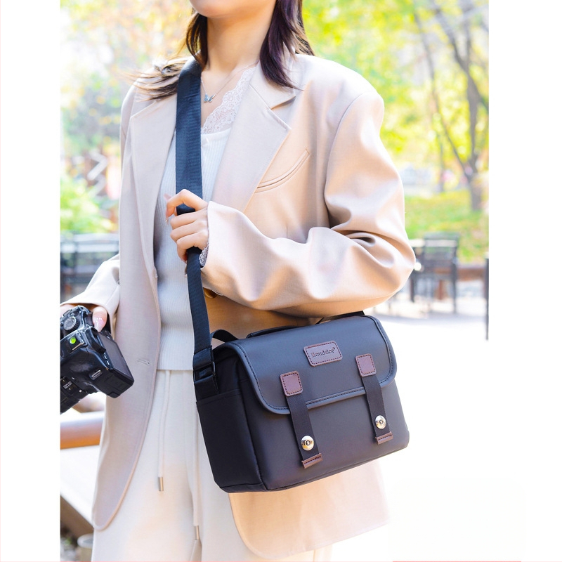 DSLR ir bezzspogl kameros pečių krepšys – nailonas, atsparus vandeniui, atsparus smūgiams ir dėvėjimui, tinka Sony, Canon, Nikon ir Fuji kelionėms