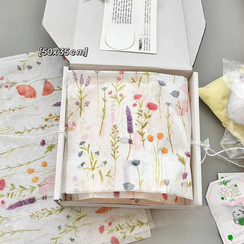 Įvyniojimo popierius – Vasaros gėlių serija (Jade Maple); Prekės ženklas: Jade Maple; Pakuotės lygis: Jade Maple; Medžiaga: Kita; Meistrystė: Kita