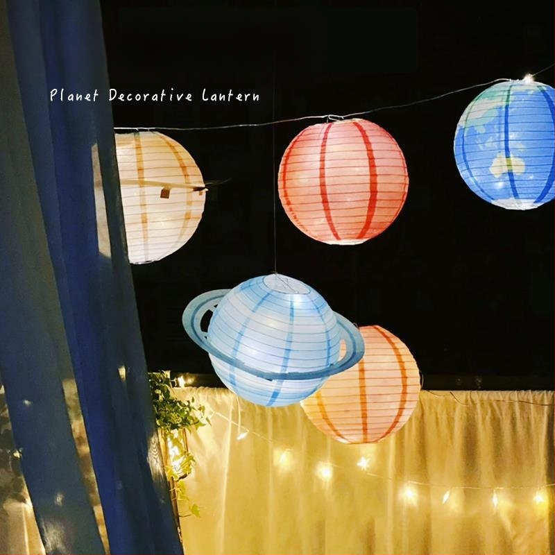 Planeto dekoracijos pakabinamas darželiui ir klasei (Medžiaga: Plastikas; Prekė: Young Pu; Amžius: 0–3 metų; 3C: Žaislai nuo 14 metų)